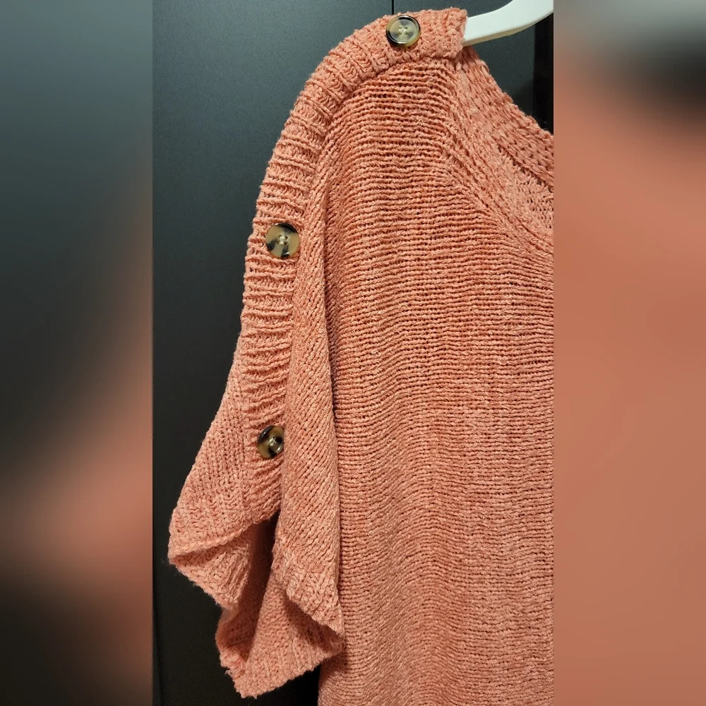 Cable & Gauge Coral Knit Button-Detail Sweater - Picture 3 of 4